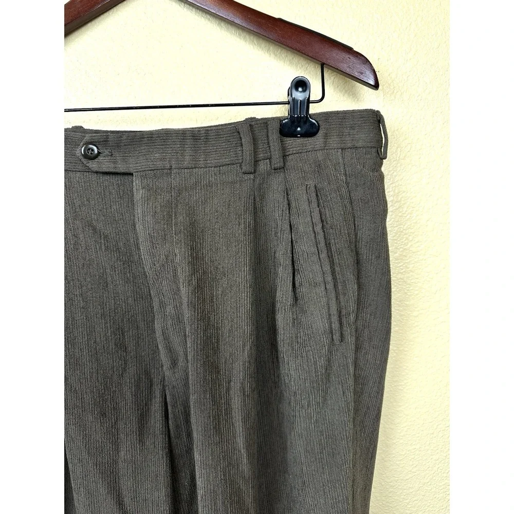 St. Croix Men's Pleated  Textured Wool Blend Pants 34x32 Straight Cuff Leg Brown